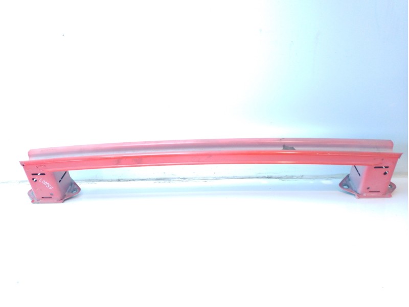 Recambio de refuerzo paragolpes trasero para toyota yaris 1.5 16v cat referencia OEM IAM 520230D180  