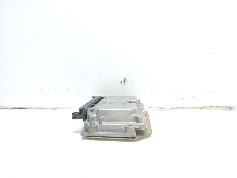 Recambio de centralita motor uce para citroën xsara berlina 1.6i sx referencia OEM IAM 19297R 0261206214 