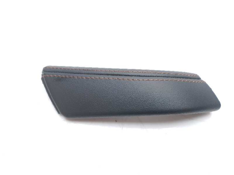 Recambio de molduras delanteras para cupra formentor tsi cupra referencia OEM IAM 5FA867197BUMQ  