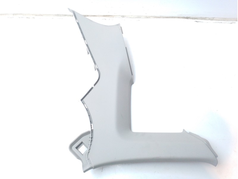 Recambio de moldura para cupra formentor tsi cupra referencia OEM IAM 5FF8672874PK  