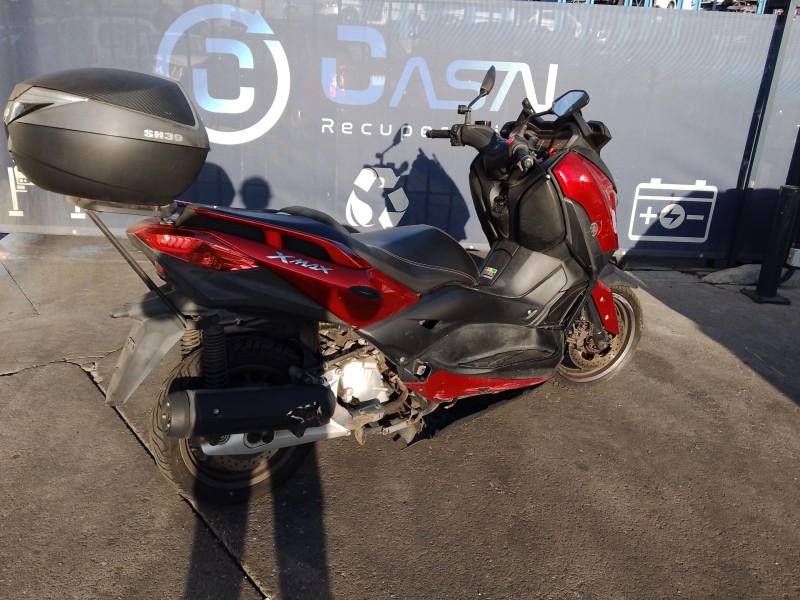 YAMAHA X-MAX
