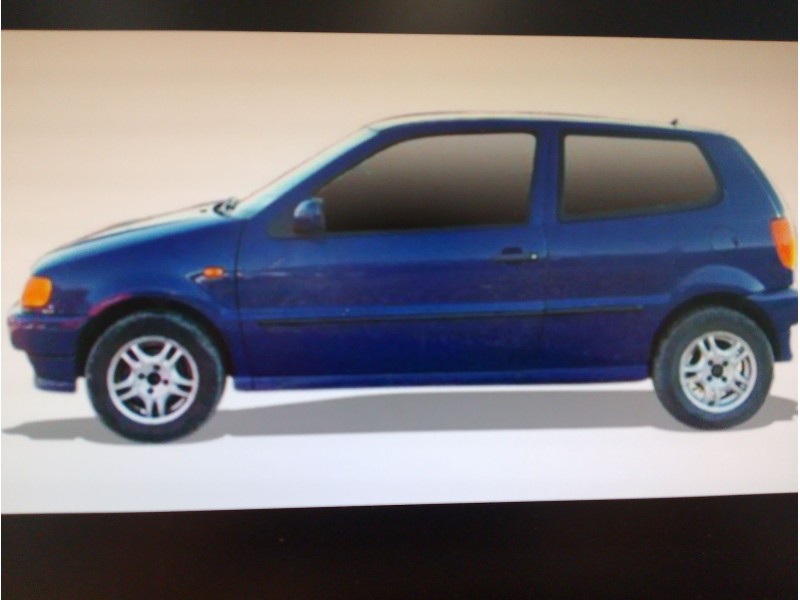 VOLKSWAGEN POLO (6N2)