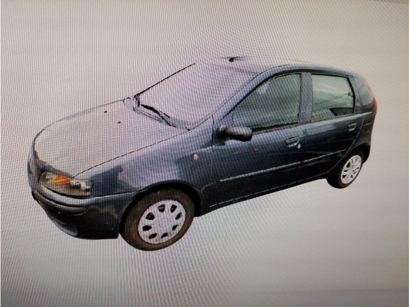 FIAT PUNTO BERLINA (188)