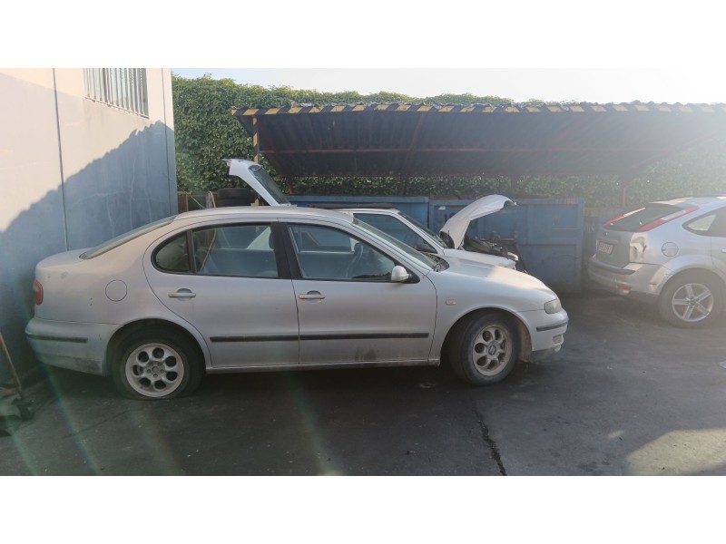 SEAT TOLEDO II (1M2)