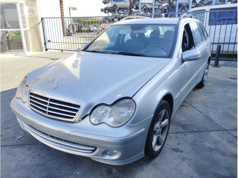 MERCEDES-BENZ CLASE C (W203) BERLINA