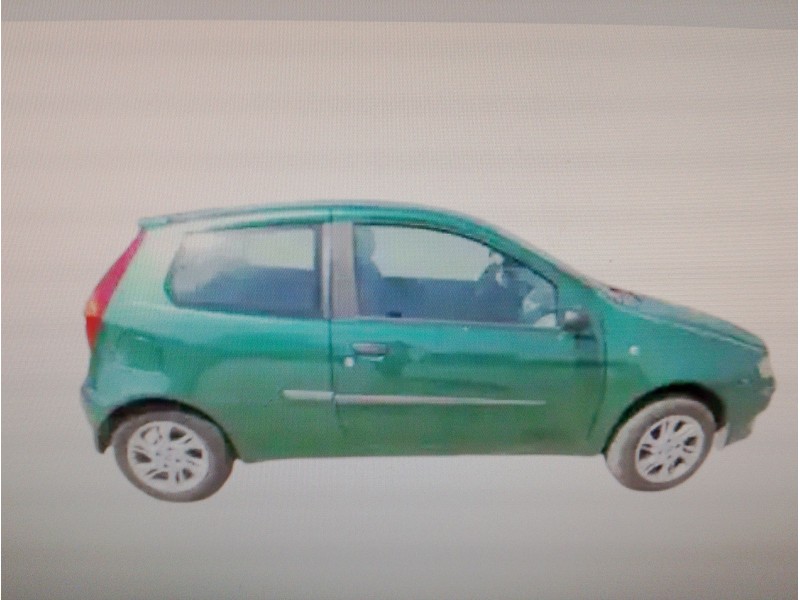 FIAT PUNTO BERLINA (188)
