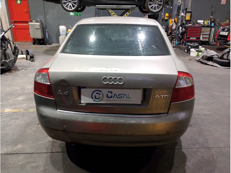 AUDI A4 B7 (8EC)