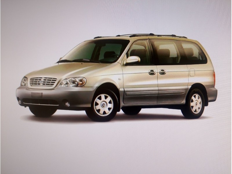 KIA CARNIVAL II