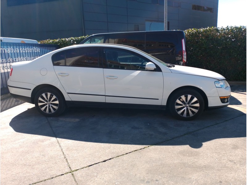 VOLKSWAGEN PASSAT B6 (3C2)