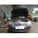 TOYOTA AVENSIS SEDÁN (_T25_)
