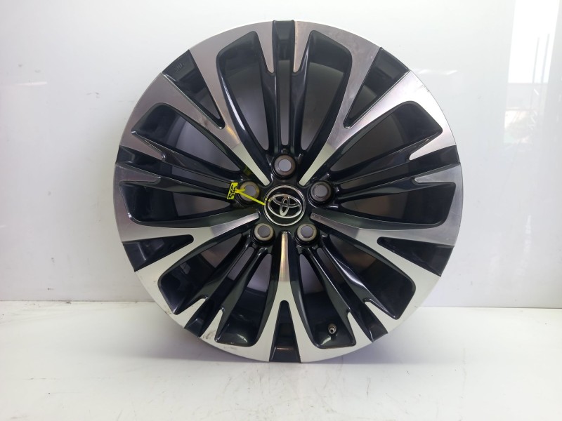 Recambio de llanta para toyota yaris cross (mxp_) 1.5 (mxpb10) referencia OEM IAM 426110DK90  