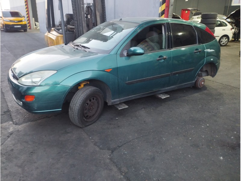 FORD FOCUS BERLINA (CAK)