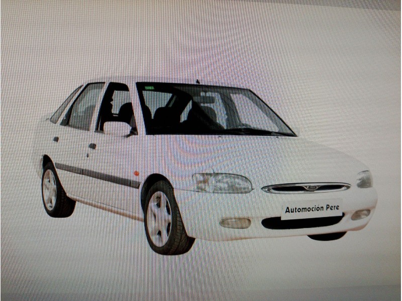 FORD ESCORT BERLINA