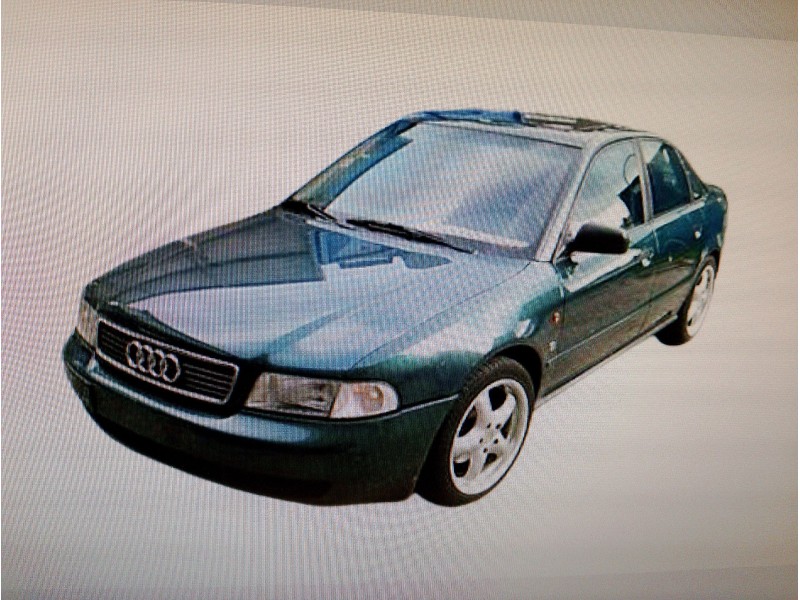 AUDI A4 BERLINA (B5)