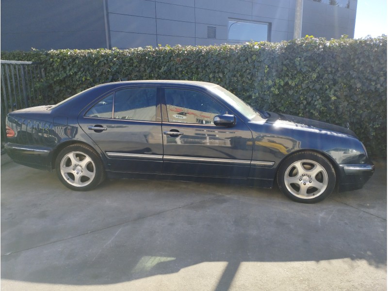 MERCEDES-BENZ CLASE E (W210) BERLINA DIESEL