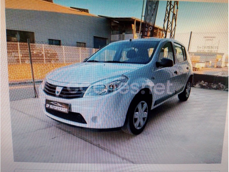 DACIA SANDERO