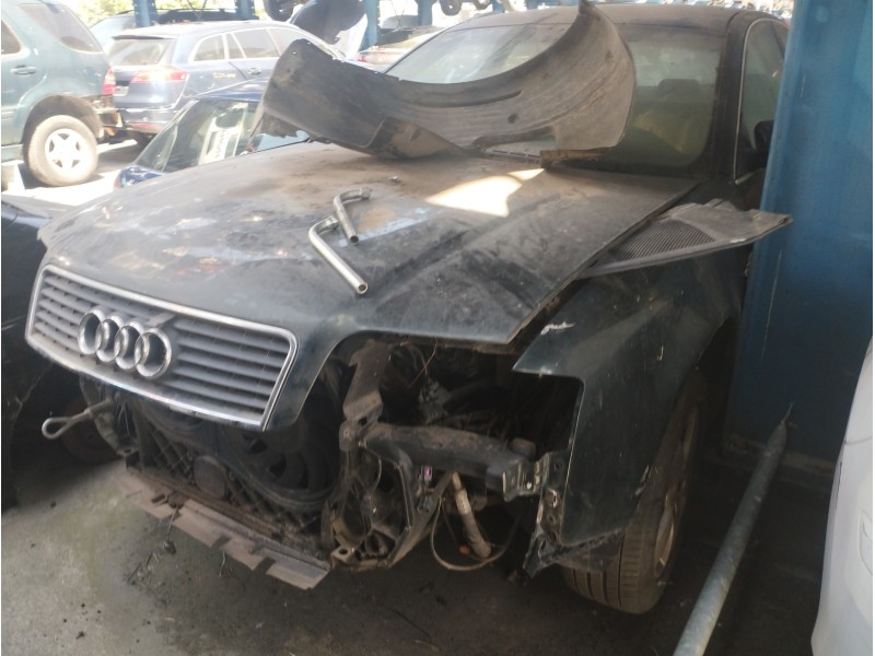 AUDI A6 AVANT (4B5)