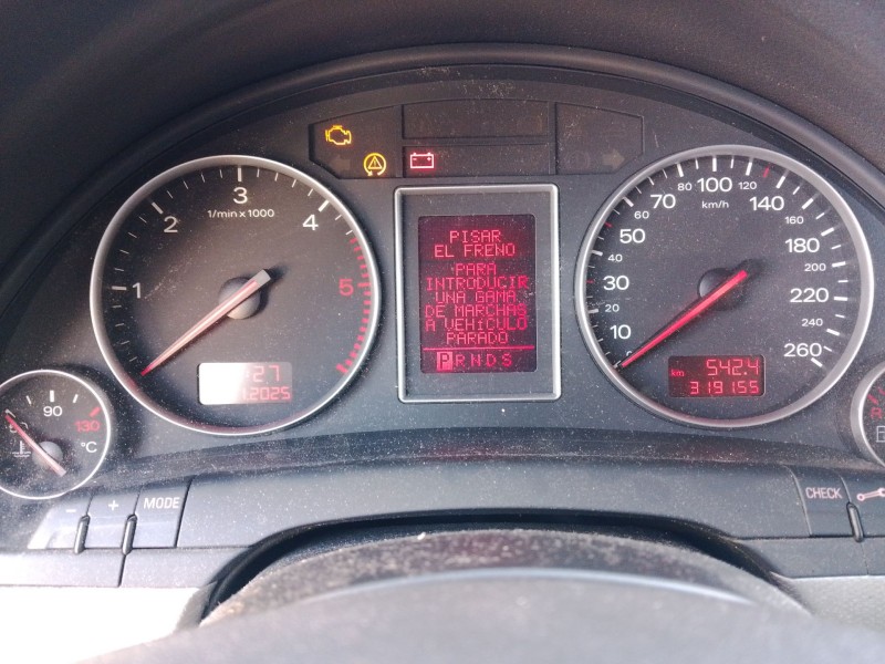 AUDI A4 B7 (8EC)