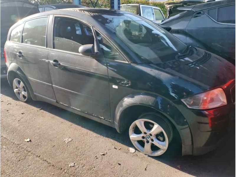 AUDI A2 (8Z)
