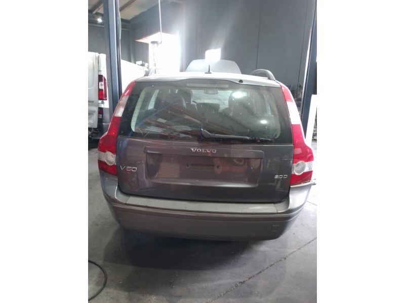 VOLVO V50 (545)