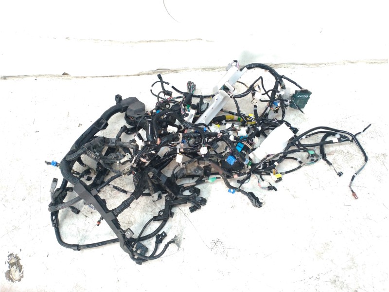 Recambio de suelo para lexus ux (za10) referencia OEM IAM 8212176110  