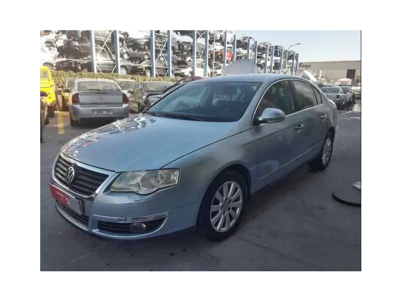 VOLKSWAGEN PASSAT BERLINA (3C2)
