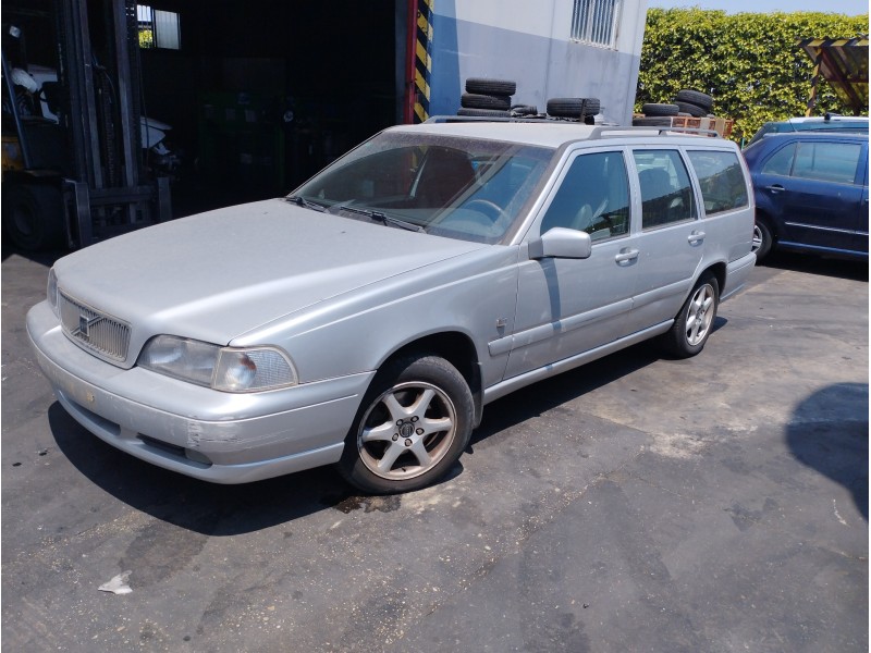 VOLVO V70 FAMILIAR
