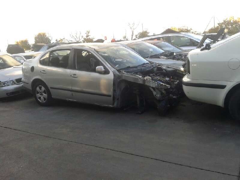SEAT TOLEDO (1M2)