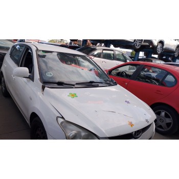 HYUNDAI i30 (FD) de desguace