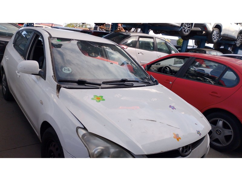 HYUNDAI I30 (FD)