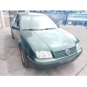 VOLKSWAGEN BORA BERLINA (1J2)