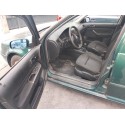 VOLKSWAGEN BORA BERLINA (1J2)