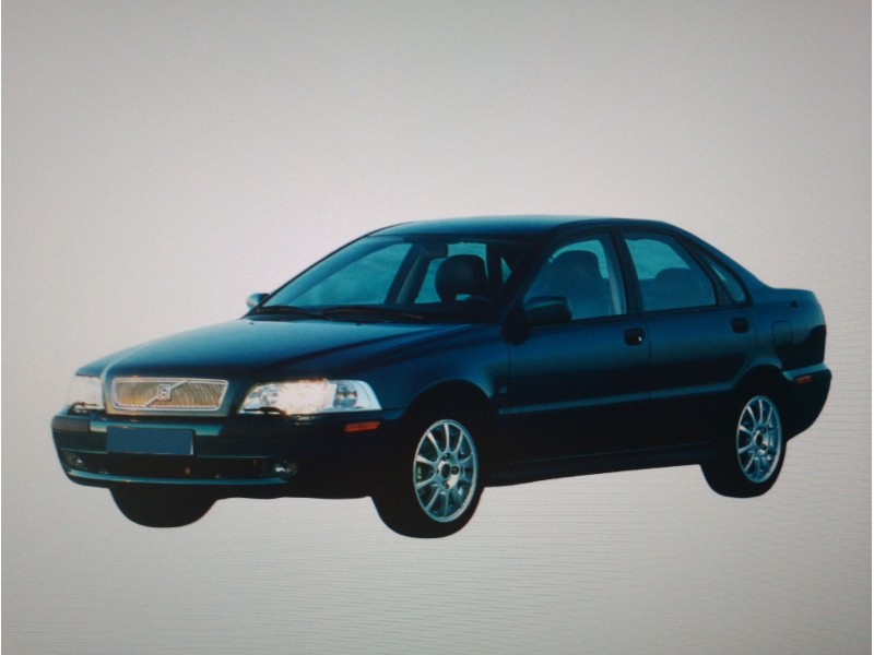 VOLVO S40 BERLINA