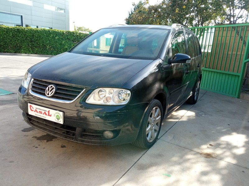 VOLKSWAGEN TOURAN (1T1)