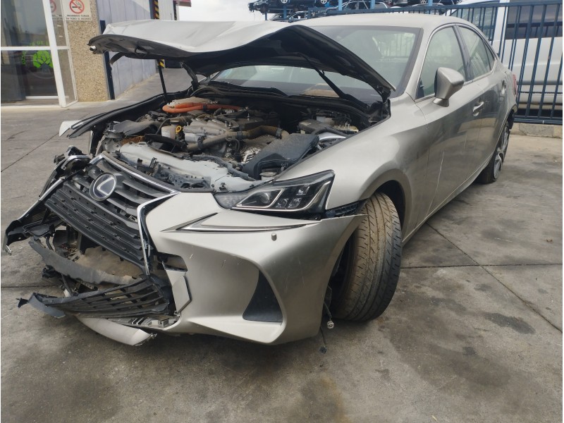 LEXUS IS