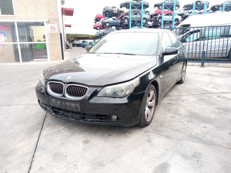 BMW 5 (E60)
