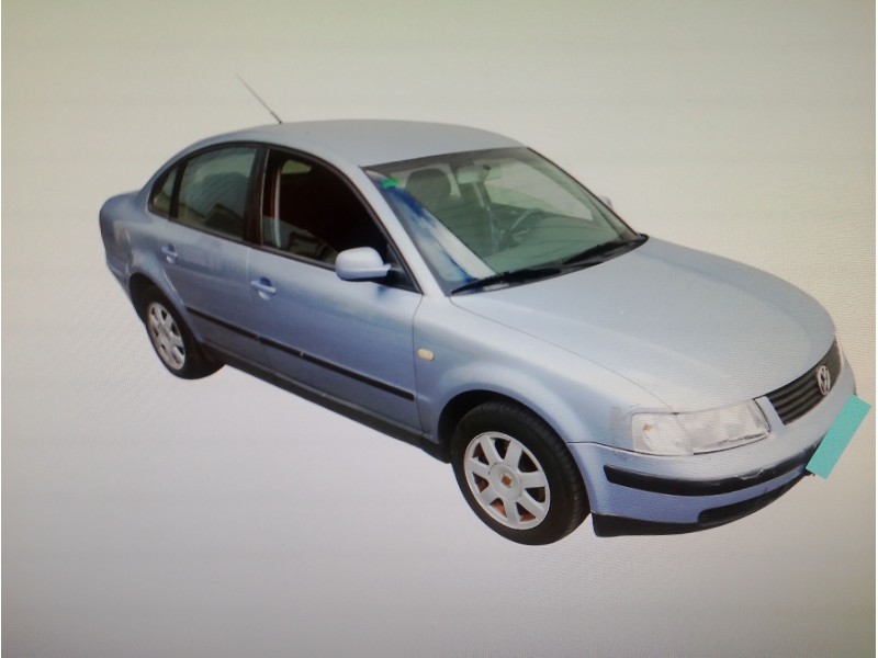 VOLKSWAGEN PASSAT BERLINA (3B2)