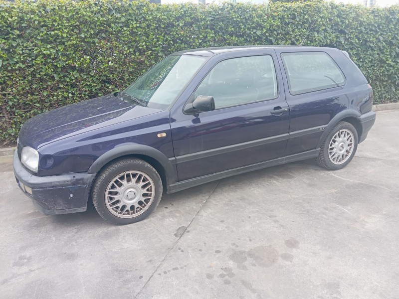 VOLKSWAGEN GOLF III BERLINA (1H1)
