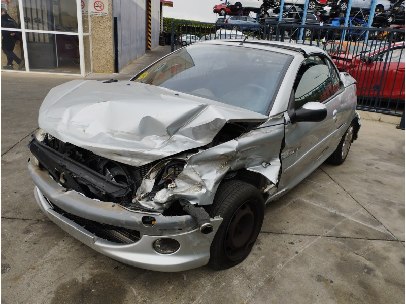 PEUGEOT 206 BERLINA
