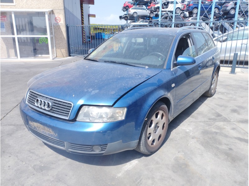 AUDI A4 BERLINA (8E)