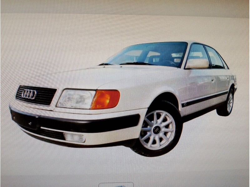 AUDI 100 AVANT (C4)