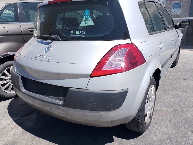 RENAULT MEGANE II BERLINA 3P