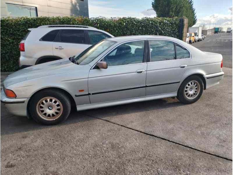 bmw serie 5 berlina (e39) del año 2003