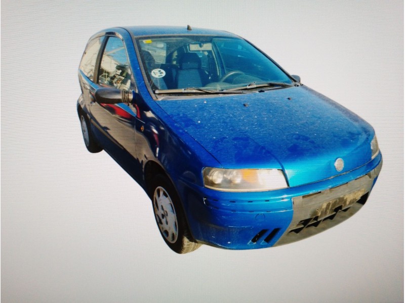 FIAT PUNTO BERLINA (188)