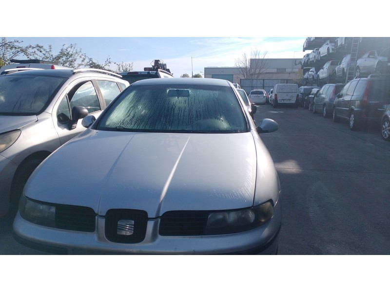 SEAT LEON (1M1)
