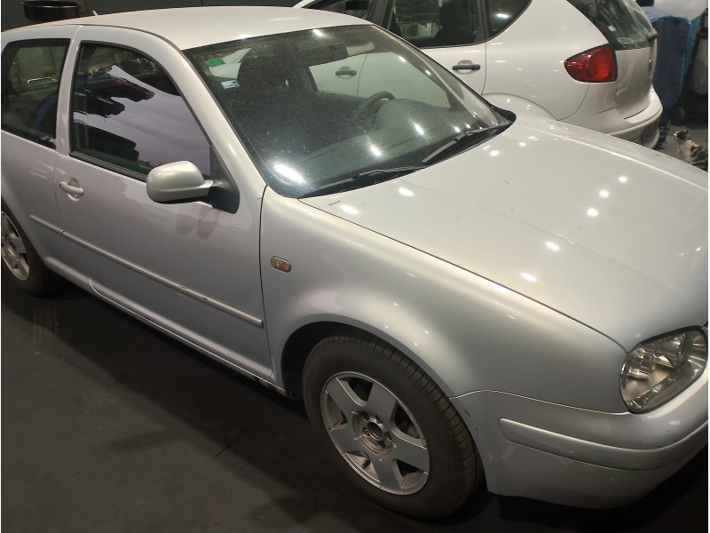VOLKSWAGEN GOLF III BERLINA (1H1)