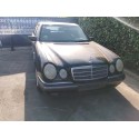 MERCEDES-BENZ CLASE E (W124) BERLINA