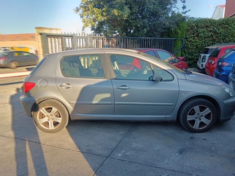 peugeot 307 (3a/c) del año 2004