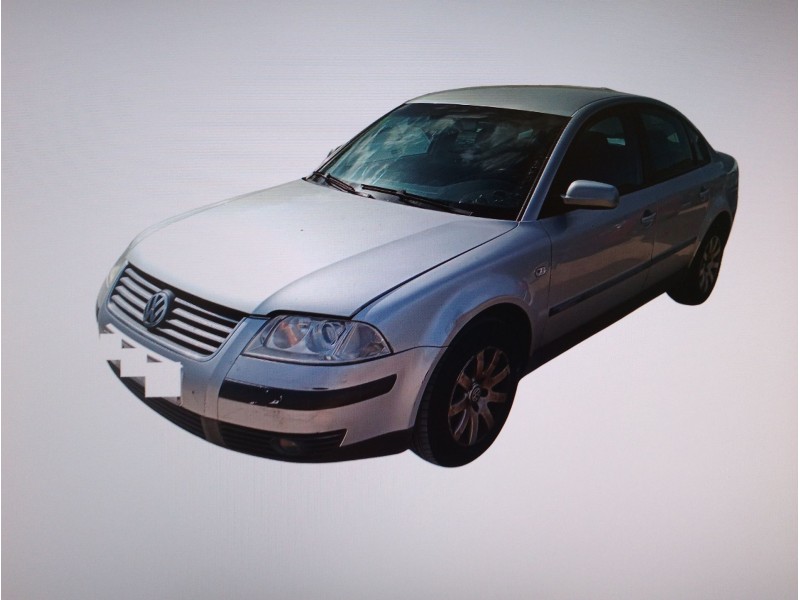 VOLKSWAGEN PASSAT BERLINA (3B2)