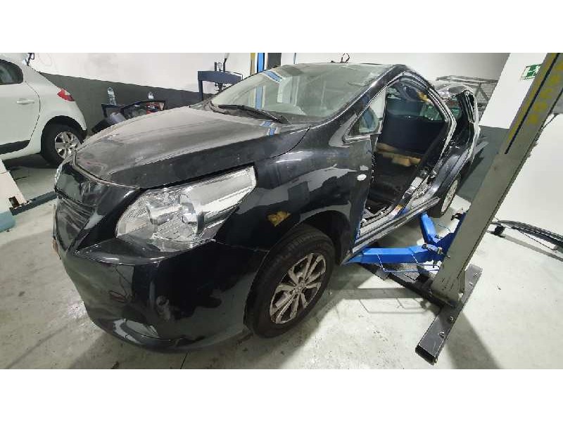 TOYOTA VERSO